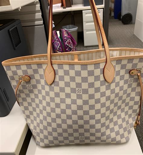 bagaholic louis vuitton neverfull.